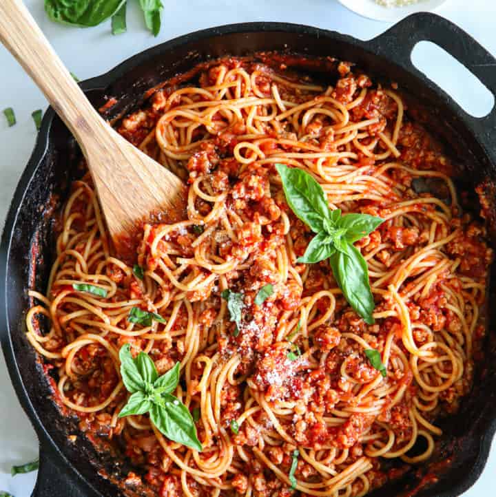 Spaghetti and Meat Sauce - Simply Home Cooked