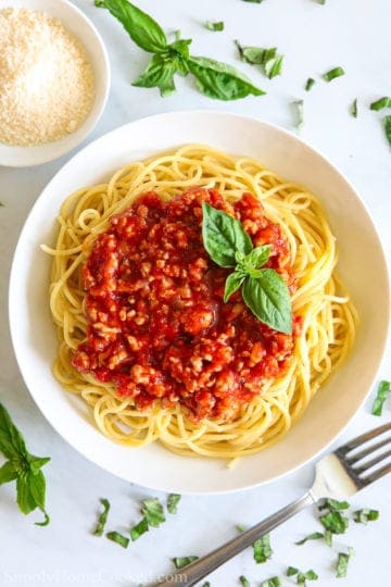 Spaghetti and Meat Sauce - Simply Home Cooked