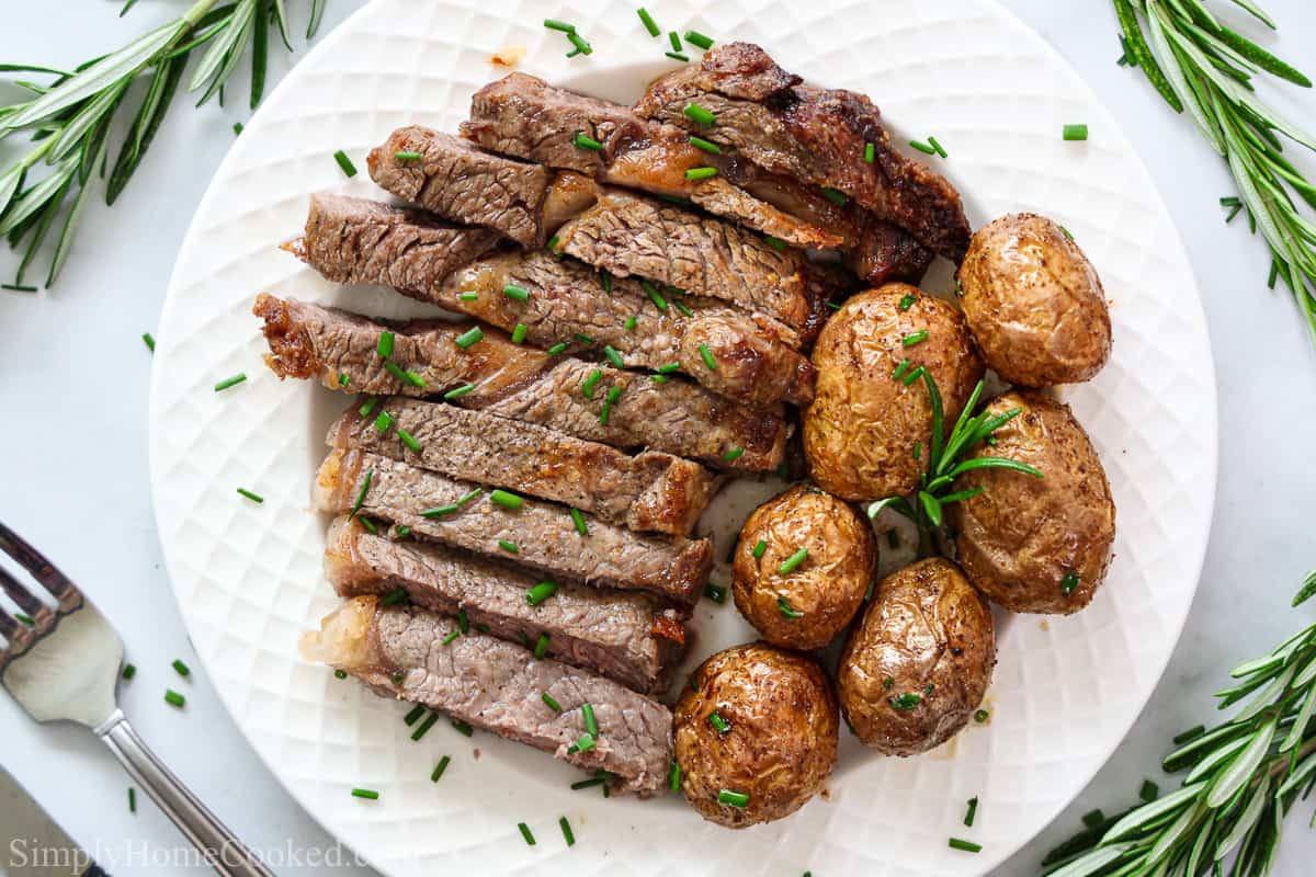 Juicy Air Fryer Steak (with perfect crust) - Simply Home Cooked