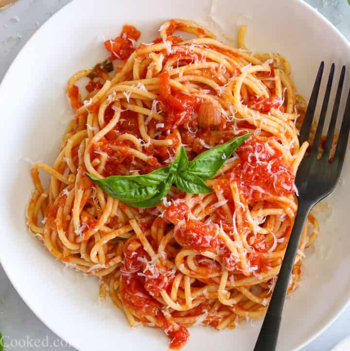 Pasta Pomodoro Recipe - Simply Home Cooked