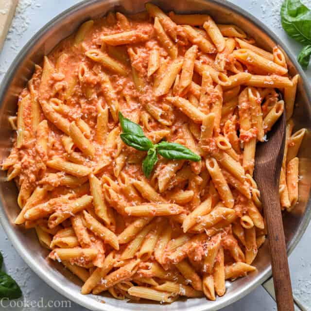 Easy Penne Alla Vodka - Simply Home Cooked