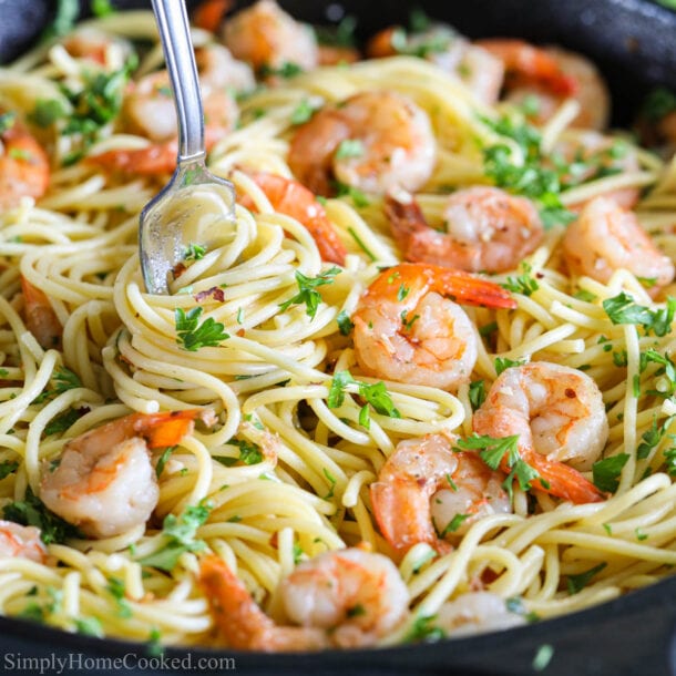 Garlic Shrimp Scampi Pasta - Simply Home Cooked