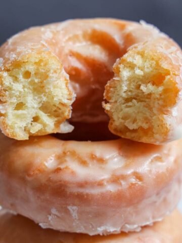 cropped-old-fashioned-sour-cream-donuts-32.jpg