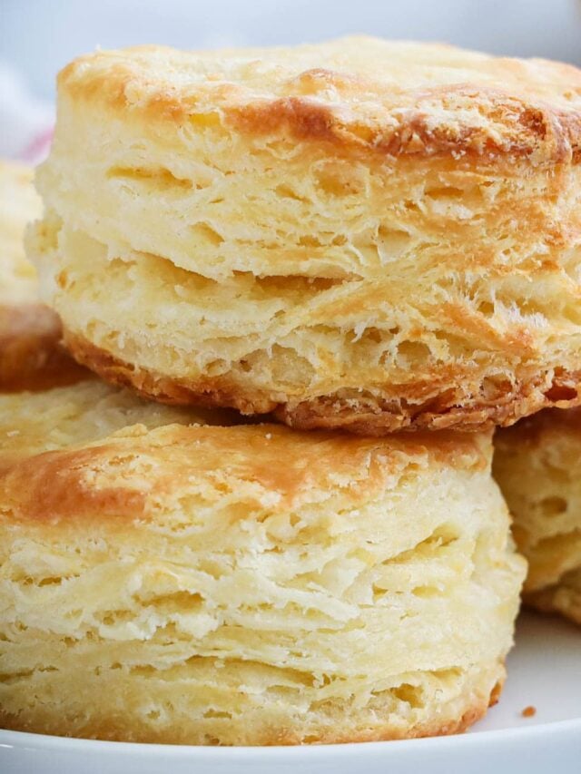 Buttermilk Biscuits - Simply Home Cooked