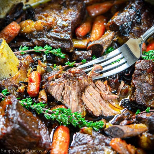 Braised Beef Short Ribs (VIDEO) - Simply Home Cooked