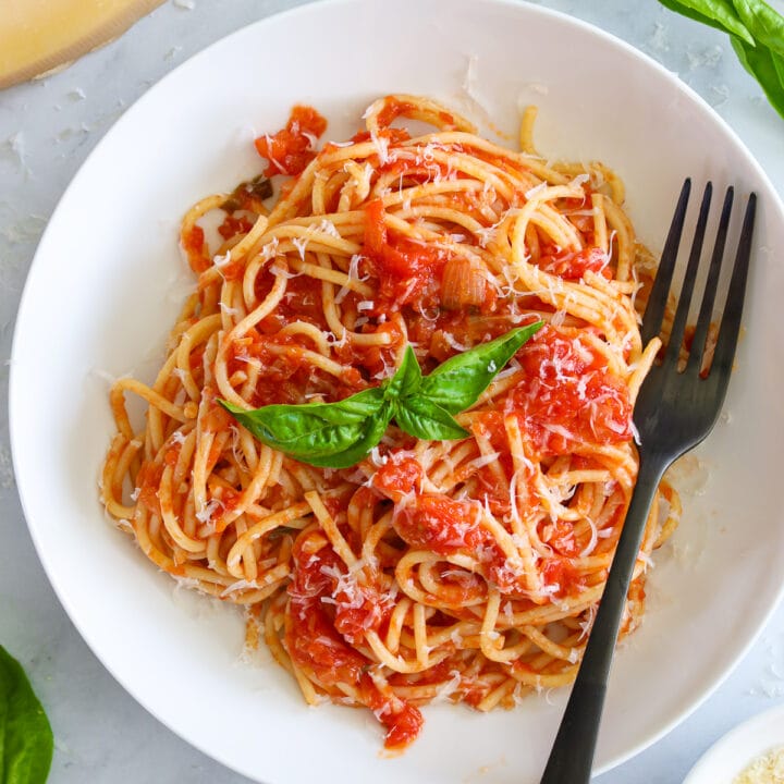 Pasta Pomodoro Recipe - Simply Home Cooked